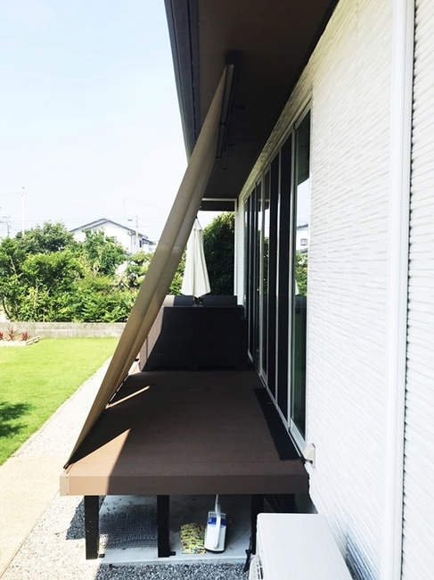 スタイルシェードで窓辺をオシャレで涼しく