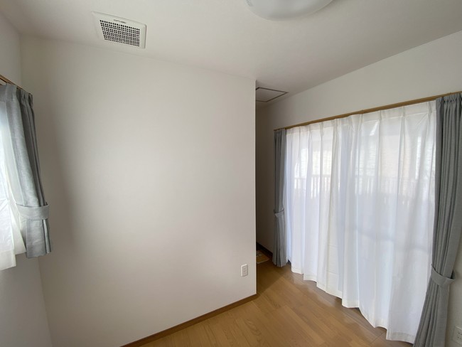 既存敷地内に増築工事を致しました